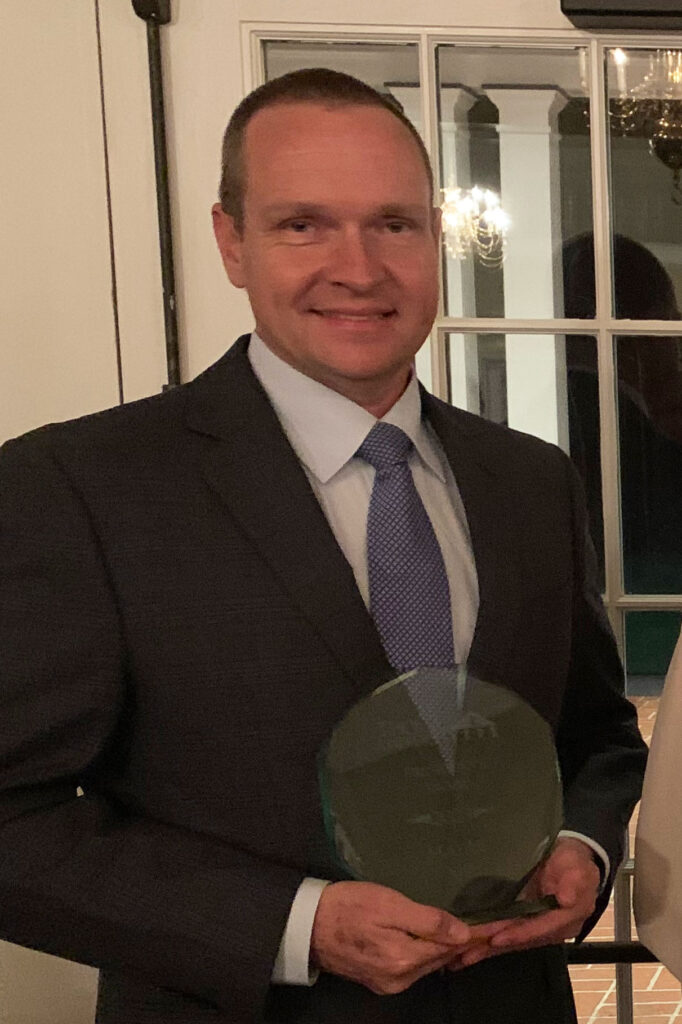 Brent Maul receiving the 2023 President's Award at the Forbes Society Dinner